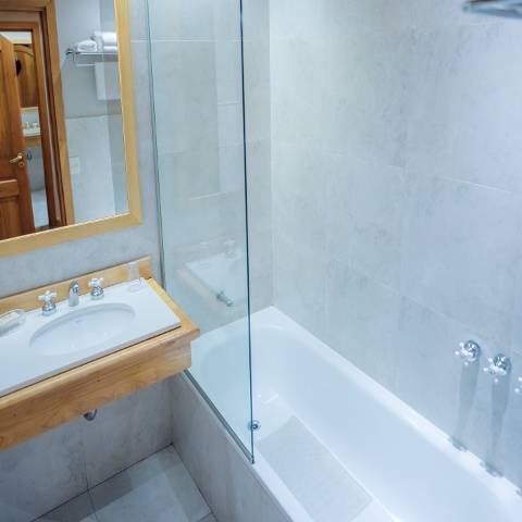 BAÑO HAB SUPERIOR