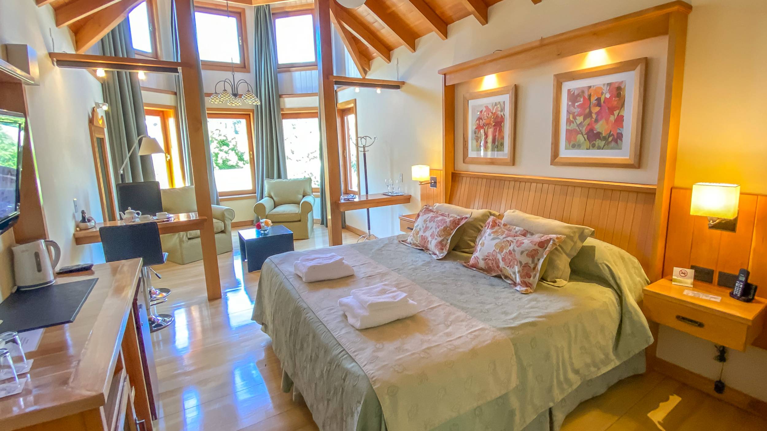 Le Village Hotel